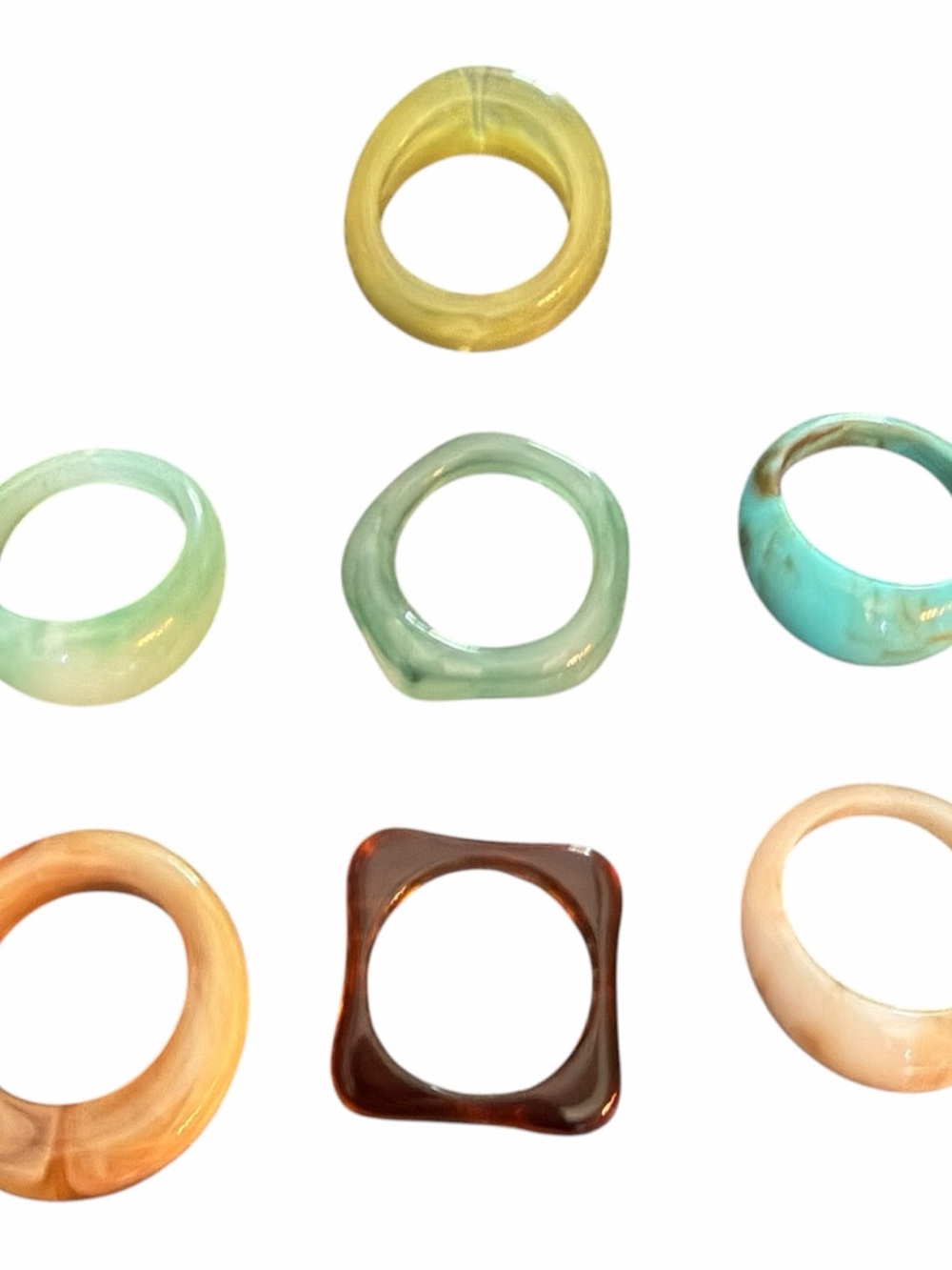 Vintage Lucite Plastic Ring Lot Size 7.75 Mod Retro Marbled Statement Set of 7 - Picture 2 of 5